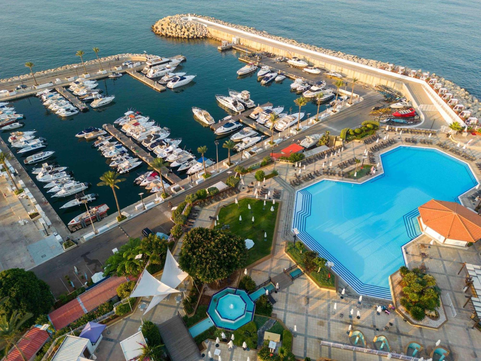 Moevenpick Hotel Bejrút Exteriér fotografie