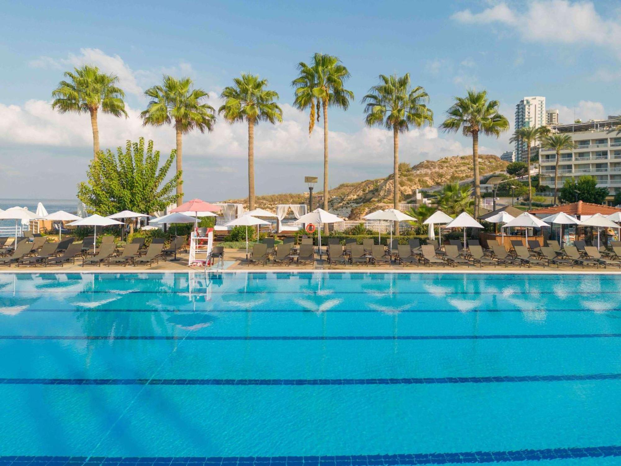 Moevenpick Hotel Bejrút Exteriér fotografie